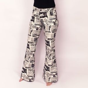 GARAGE | Low-Rise Flare Jeans - Newspaper